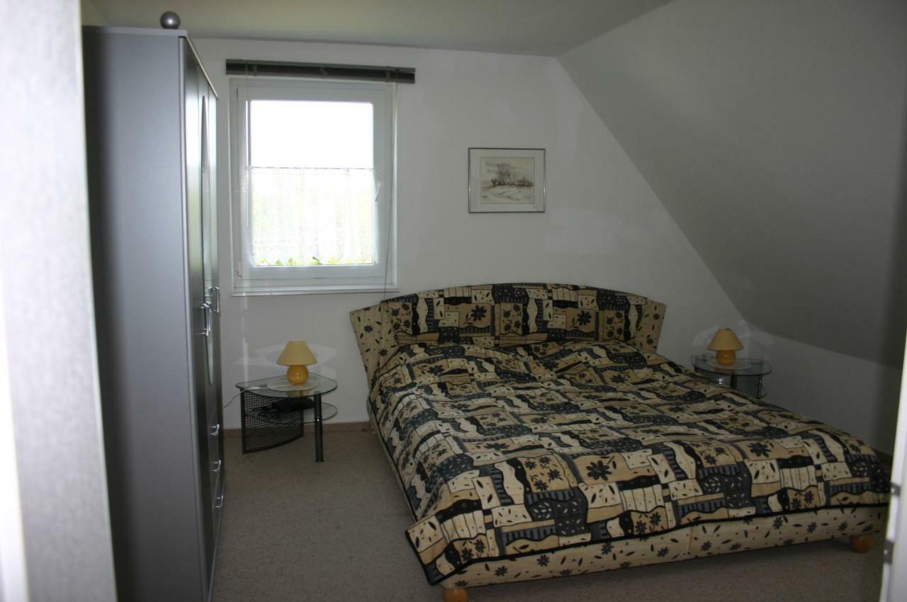 Ferienwohnung Haus Galerie 1. OG Karlshagen Exterior foto